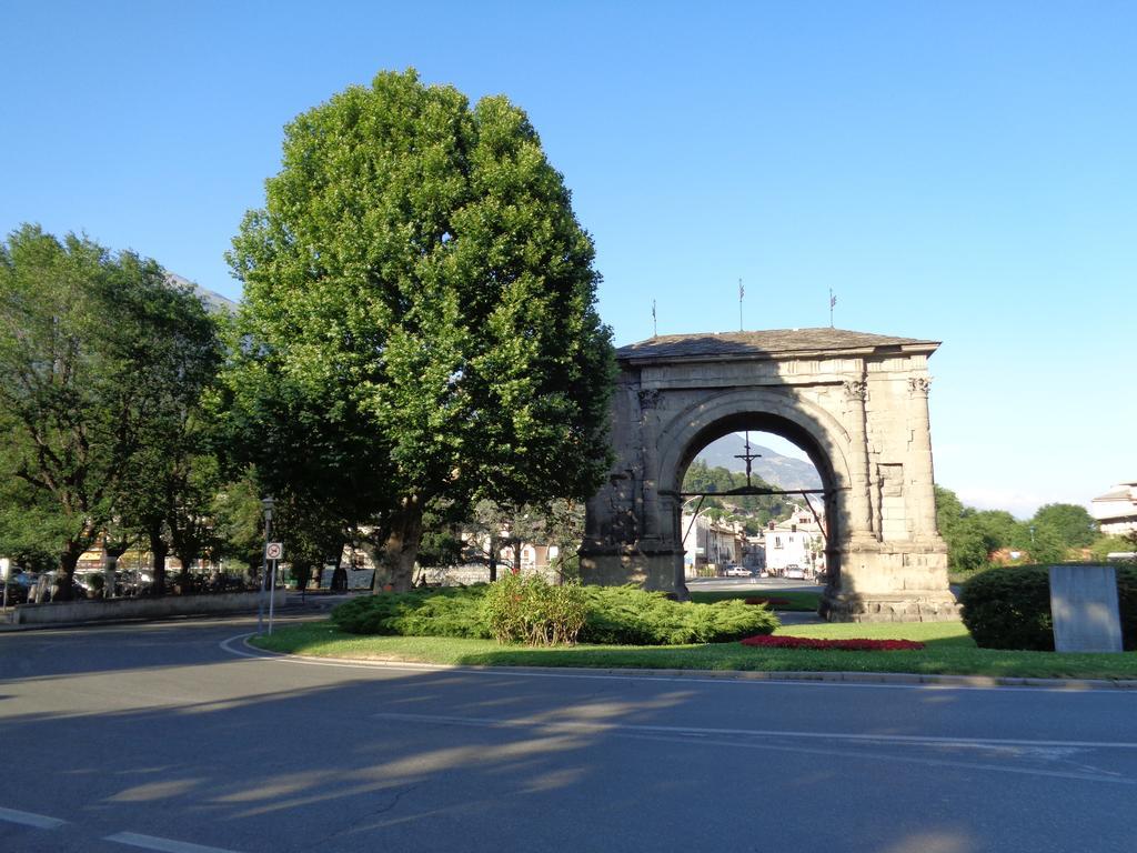 Alloggio Azzurro Cir Alloggio Turistico Vda Aosta 0099 外观 照片