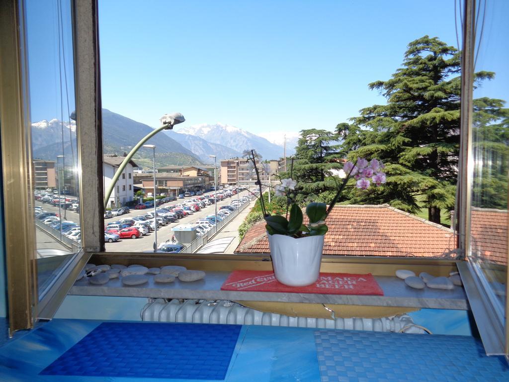 Alloggio Azzurro Cir Alloggio Turistico Vda Aosta 0099 外观 照片