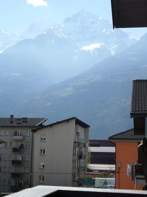Alloggio Azzurro Cir Alloggio Turistico Vda Aosta 0099 外观 照片